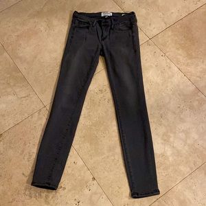 Lightly worn, Gray skinny, mid rise Frame jeans. Selling as 60$